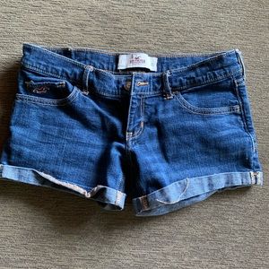 Y2K Size 3/26 Hollister Jean Shorts